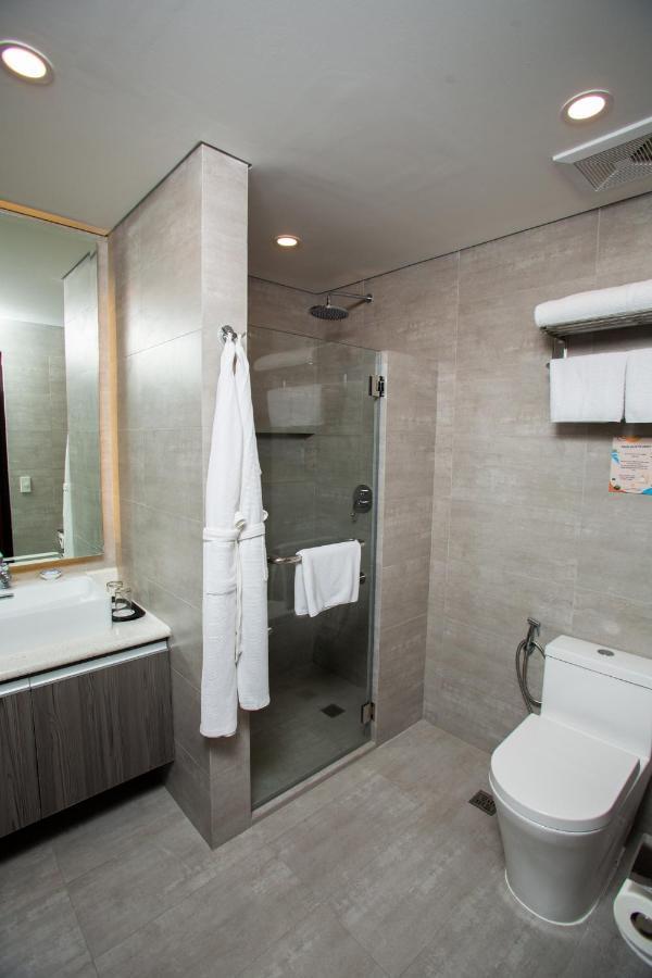 Unwnd Flats Hotel Makati City Exterior foto